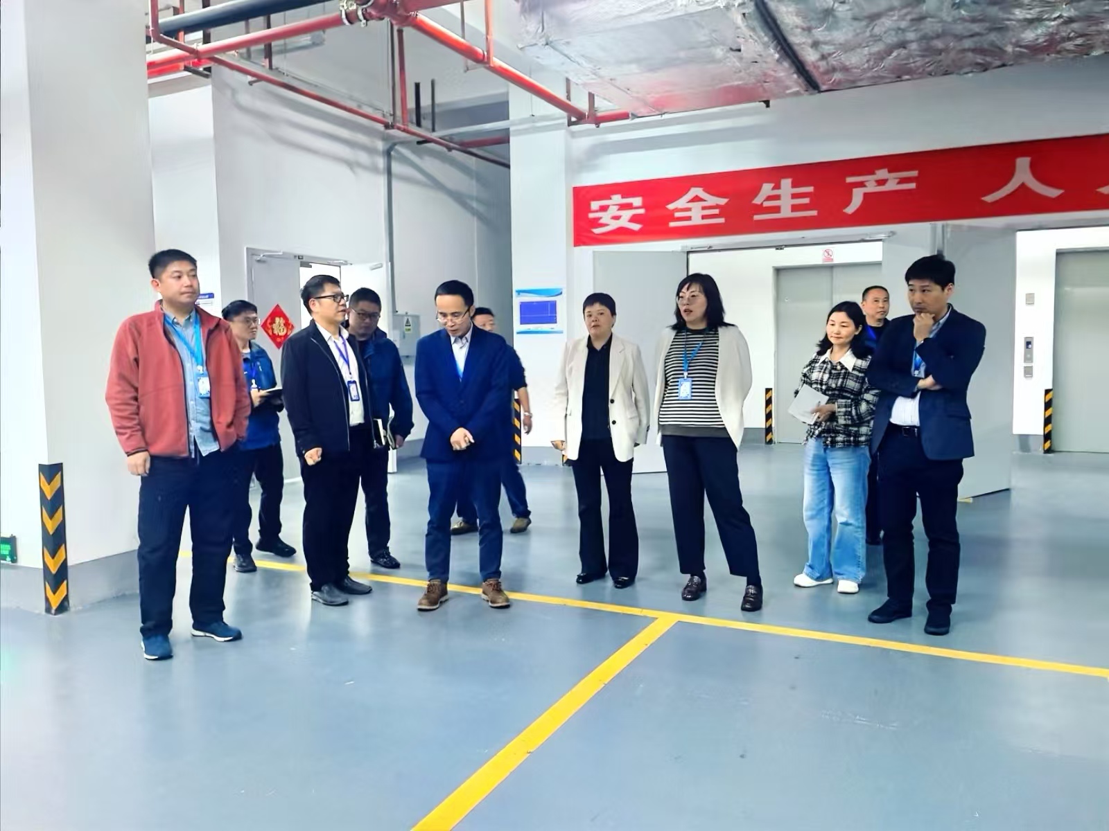 1762134409196297.jpg 3.jpg